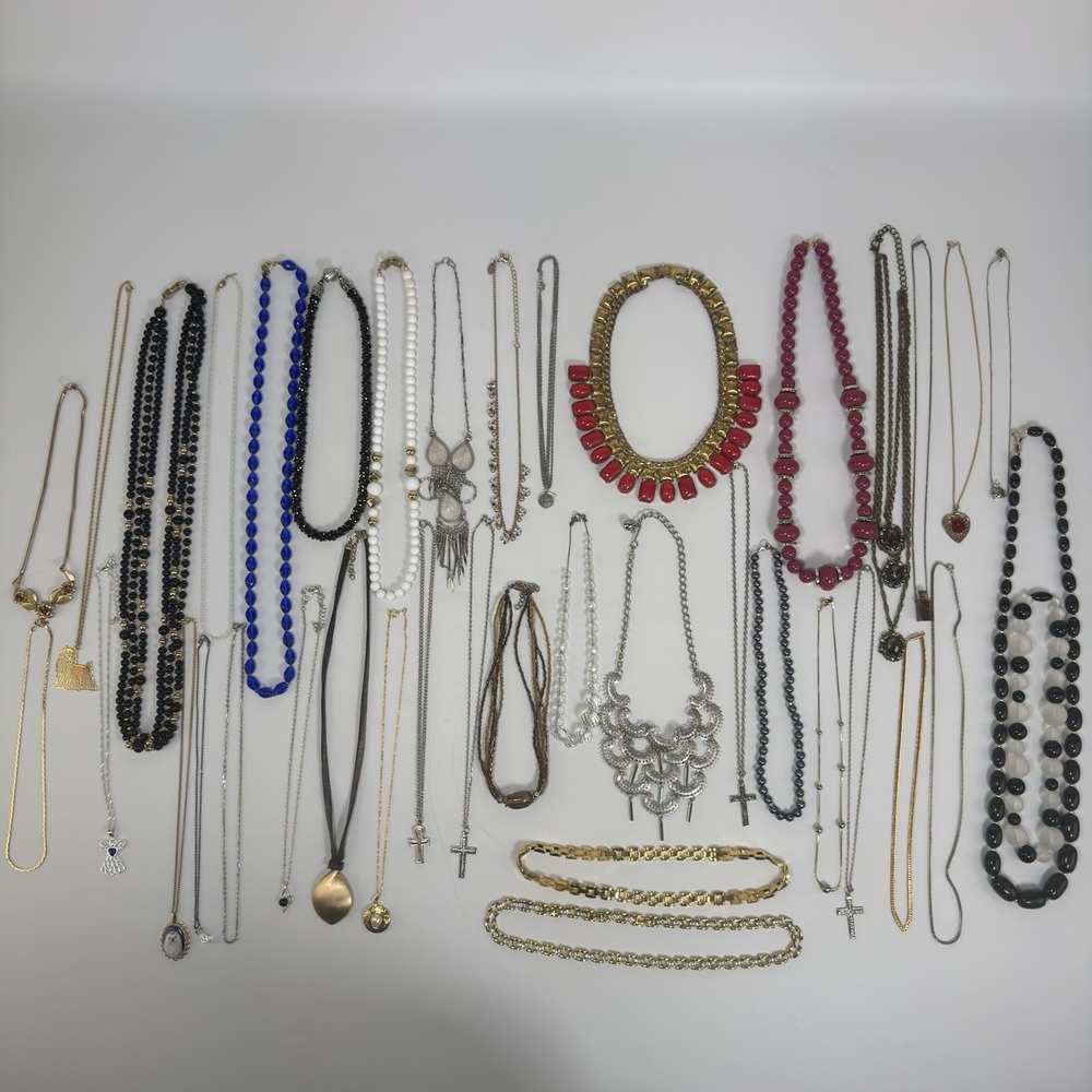 Vintage Costume Jewelry Lot Of 39 Pieces NECKLACES Gold Tone Fashion Pendants